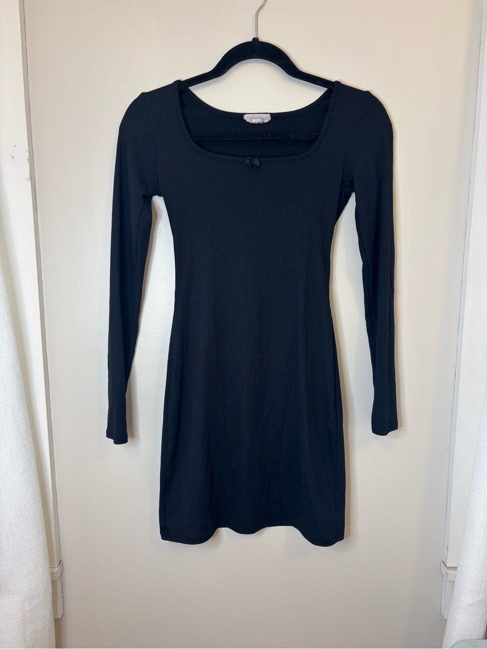 See You Monday Black Long-Sleeve Ribbed Square-Neck Dress